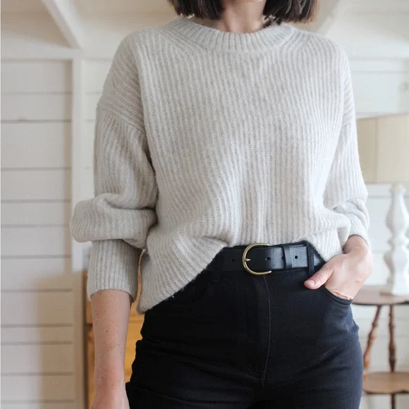 Everlane The Oversized Alpaca Crew - Picture 5 of 13